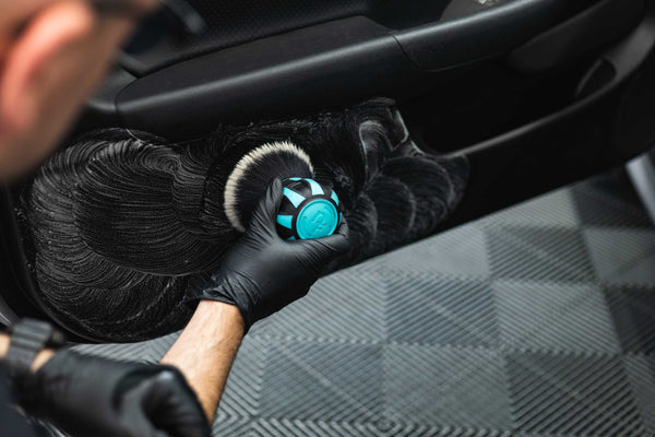 Curveball XL Synthetic Brush