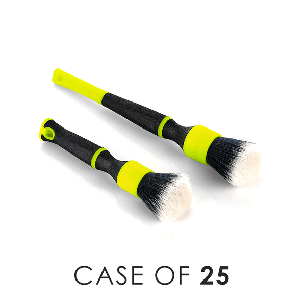 A small and large green Detail Factory Trigrip in parallel on a white background with the text 'Case of 25'.