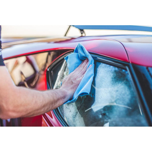 TRC Diamond Weave Glass & Window Towel Blue 16x16 Example