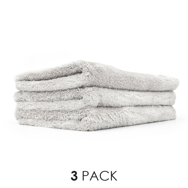 A picture of a 3-pack of 16x24 inch Ice Grey Eagle Edgeless 500 towels from The Rag Company