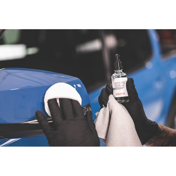 Gtechniq Crystal Serum 30ml and Applicator Example