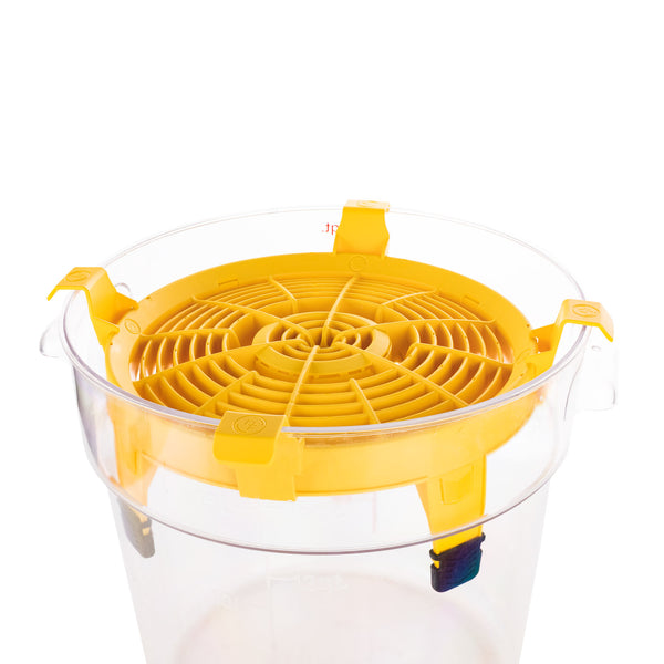Yellow clean screen clipped onto a bucket on a white background