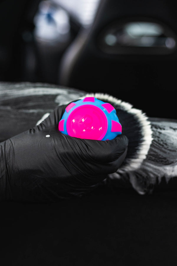 Curveball XL Synthetic Brush