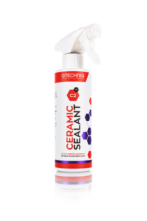 Gtechniq C2V4 Ceramic Sealant spray bottle on a white background