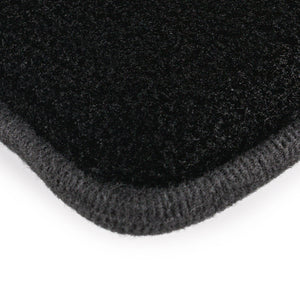 Interior scrubber 3x5 corner close up view on a white background.