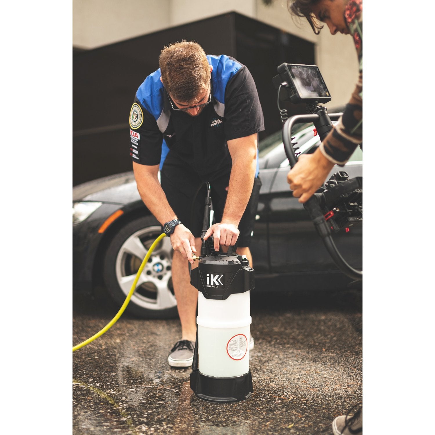  The Rag Company Goizper Group iK Sprayers - Foam Pro 12 Pump  Sprayer - Professional Auto Wash, Dry/Wet Foam Spray, Pressure Release  Safety Valve, PVC Hoses (6 Liters), Multicolor (IKS-82676+RAG) : Automotive