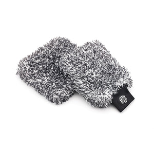 Black and White wash mitt by the rag company