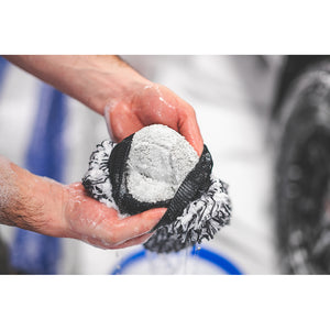Interior of a wash mitt